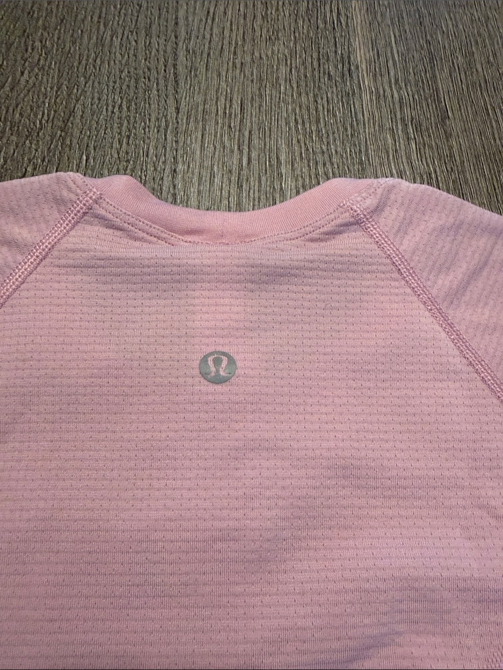 lululemon athletica Light Pink Short Sleeve Crop Top - Picture 3 of 6